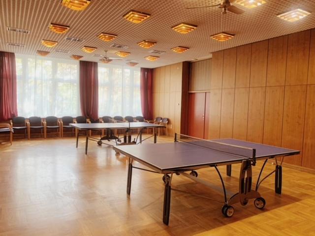Riviera Park Hotel Balatonföldvár Buitenkant foto