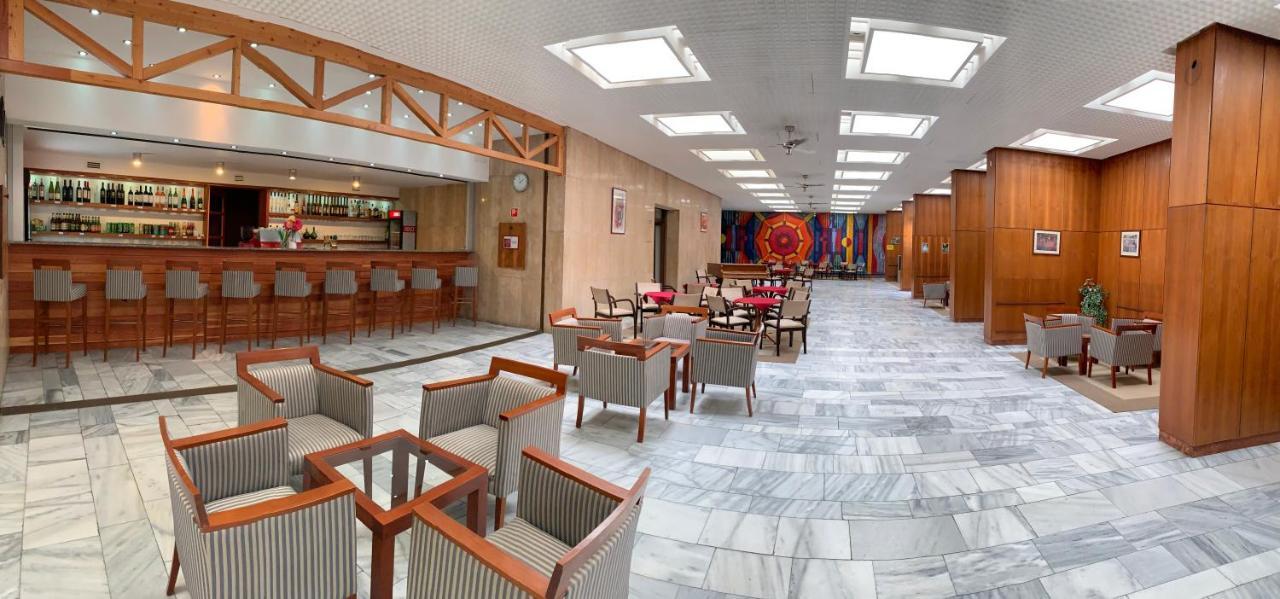 Riviera Park Hotel Balatonföldvár Buitenkant foto