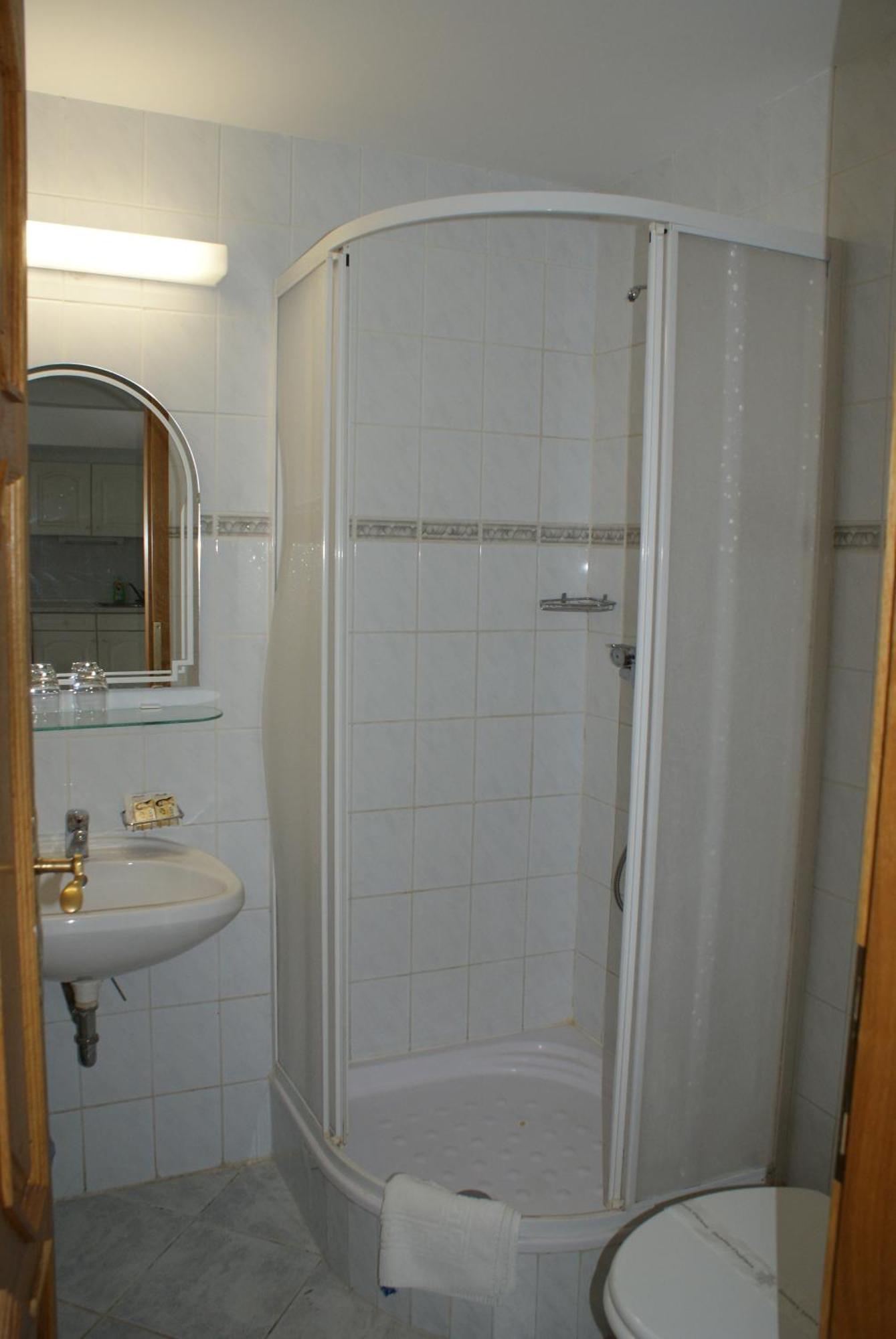 Riviera Park Hotel Balatonföldvár Buitenkant foto